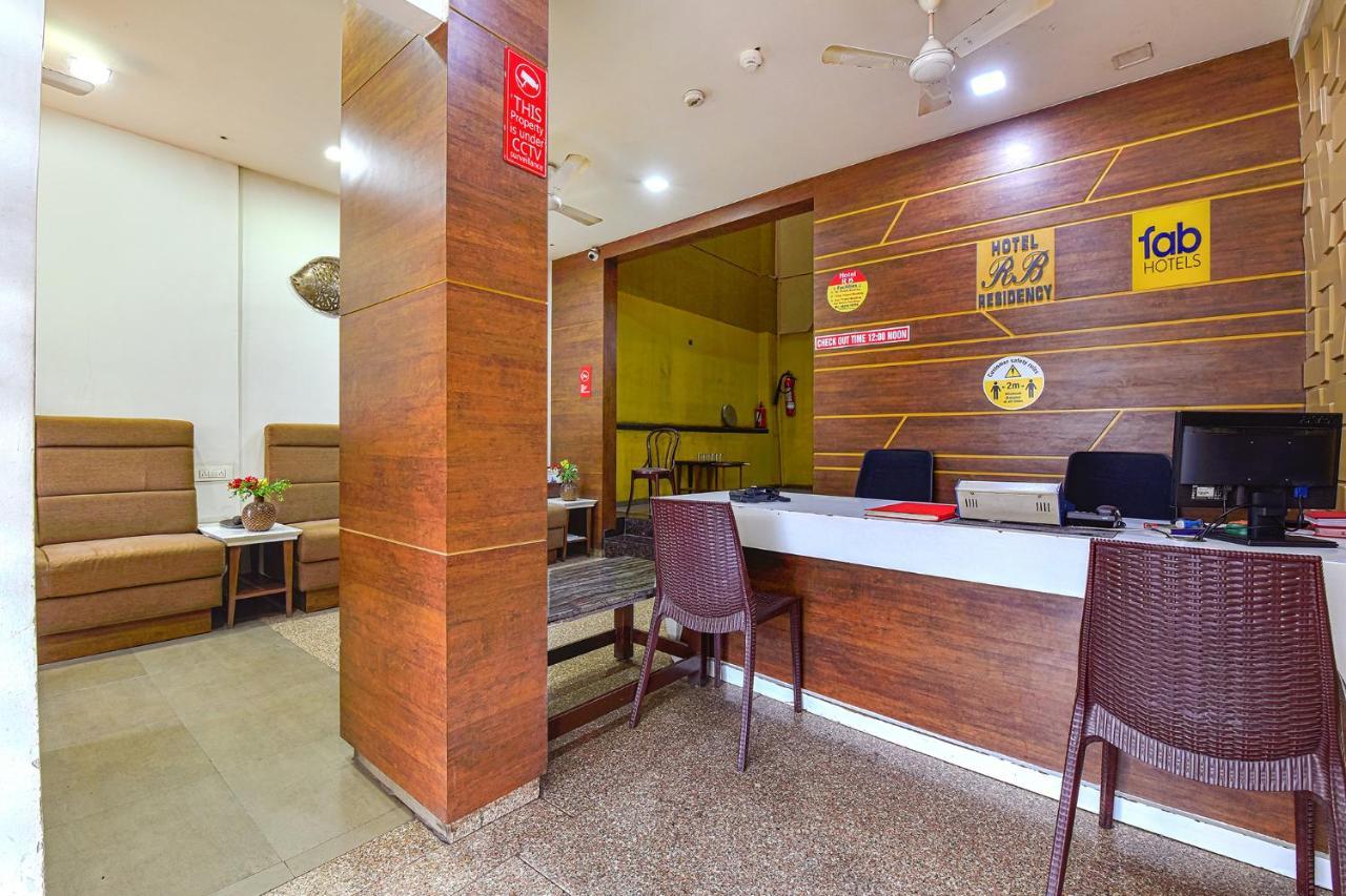 Fabhotel Rb Residency Сурат Екстер'єр фото