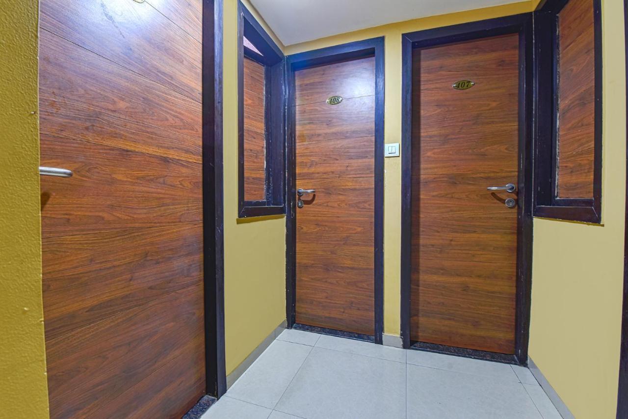 Fabhotel Rb Residency Сурат Екстер'єр фото